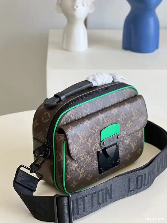 Affordable LOCK LOUIS S MESSENGER VUITTON 0305